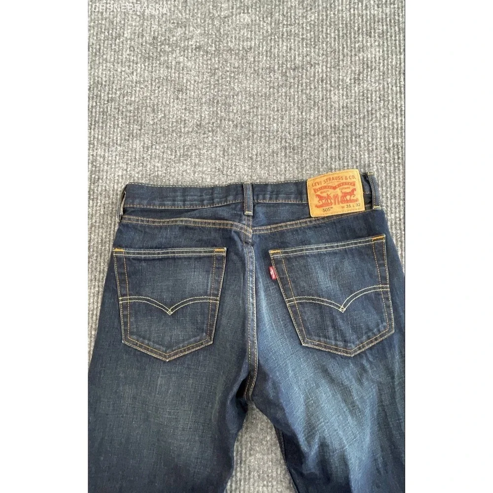 Levi's Men's 505 Regular Fit Straight Leg Jeans Dark Wash Indigo Blue Sz 31x32